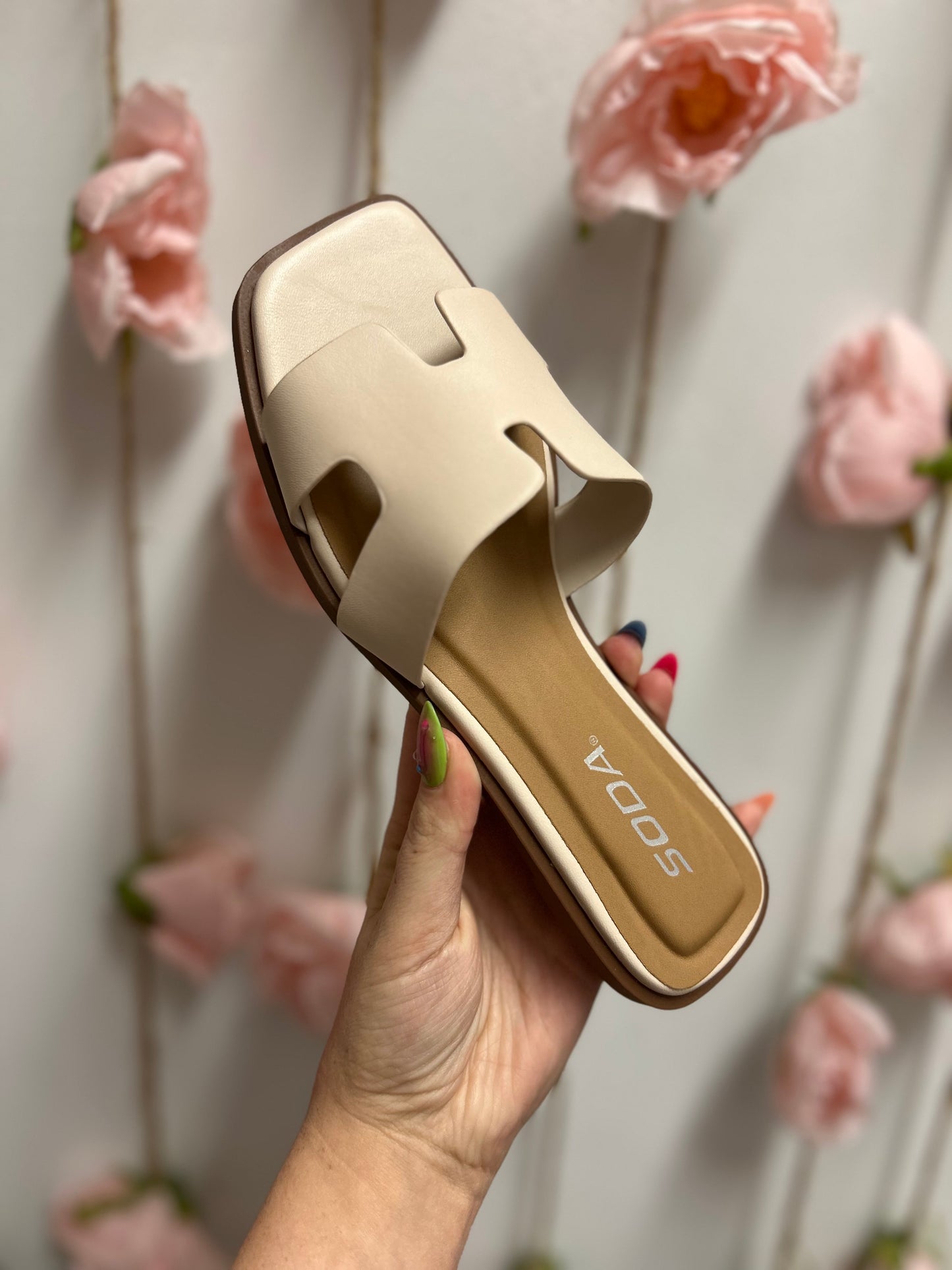 Cream Hampton Sandals
