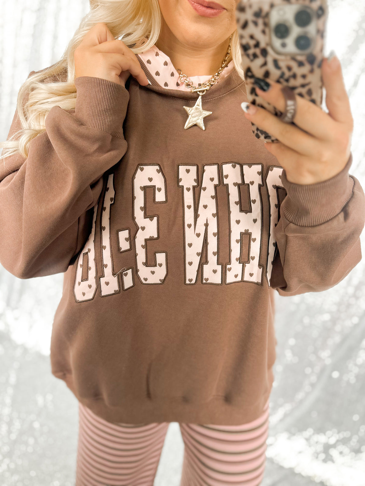 Brown {John 3:16} Mockneck