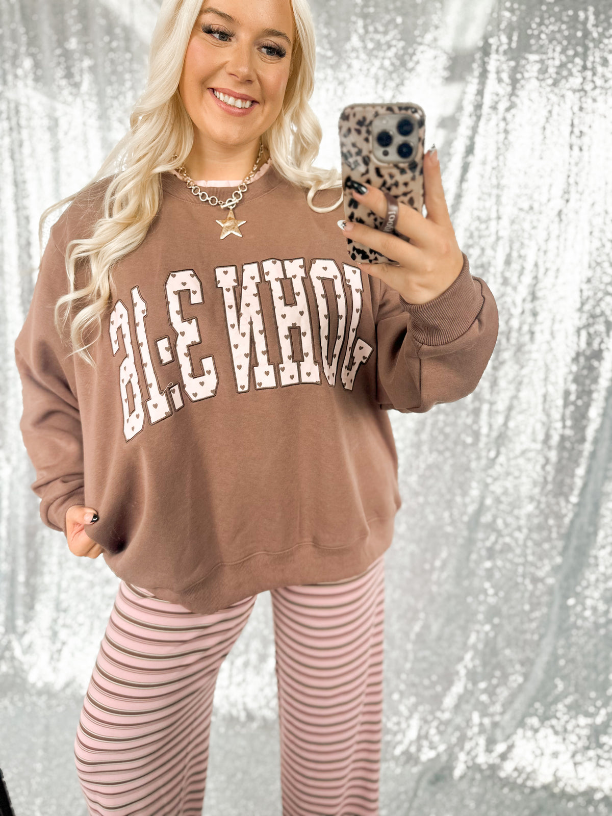 Brown {John 3:16} Mockneck