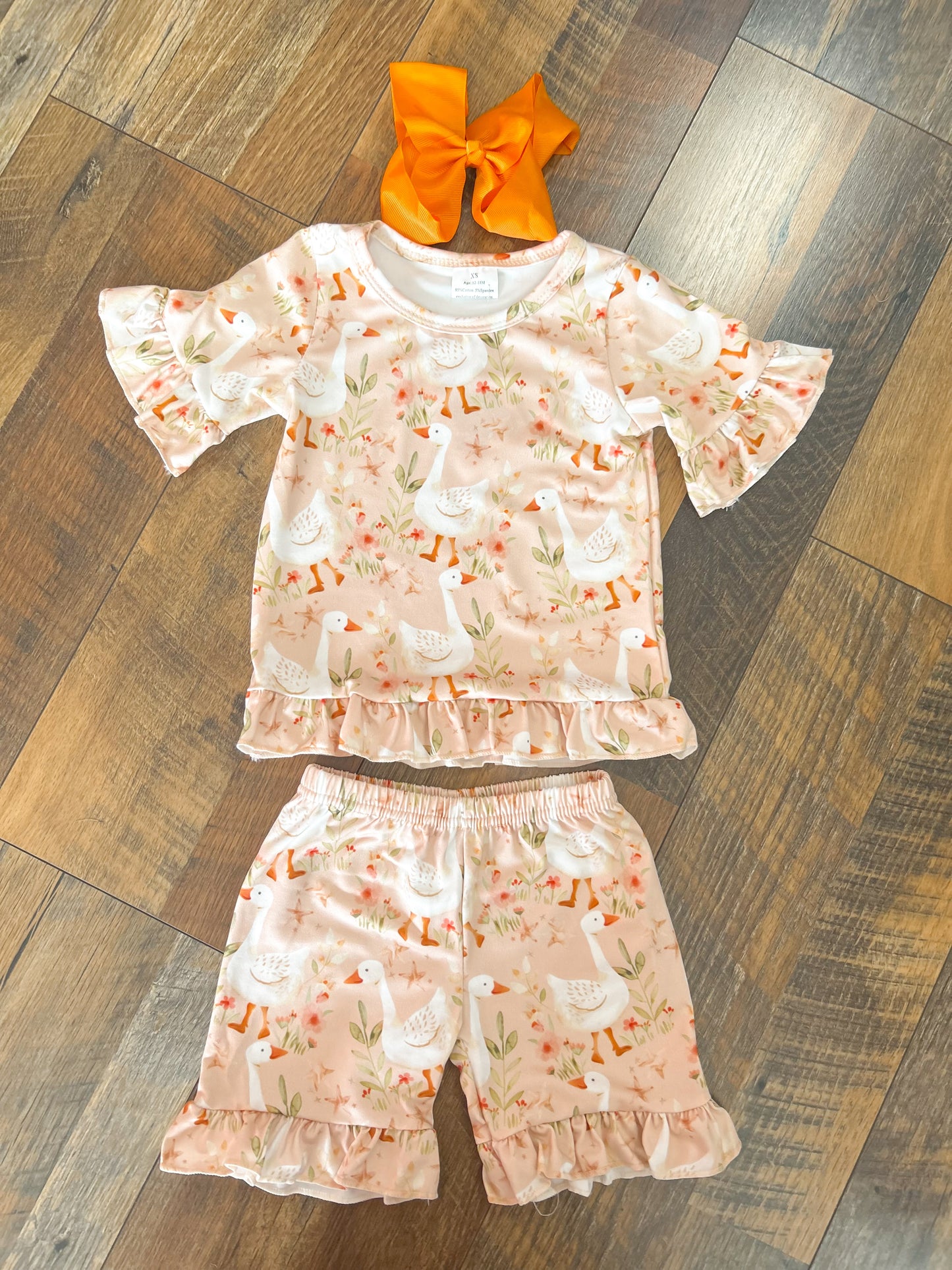 Geese Lane Ruffle Set
