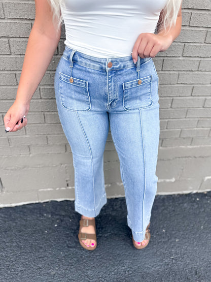 Vintage Button Pleated Light Wash Cropped Straight Denim