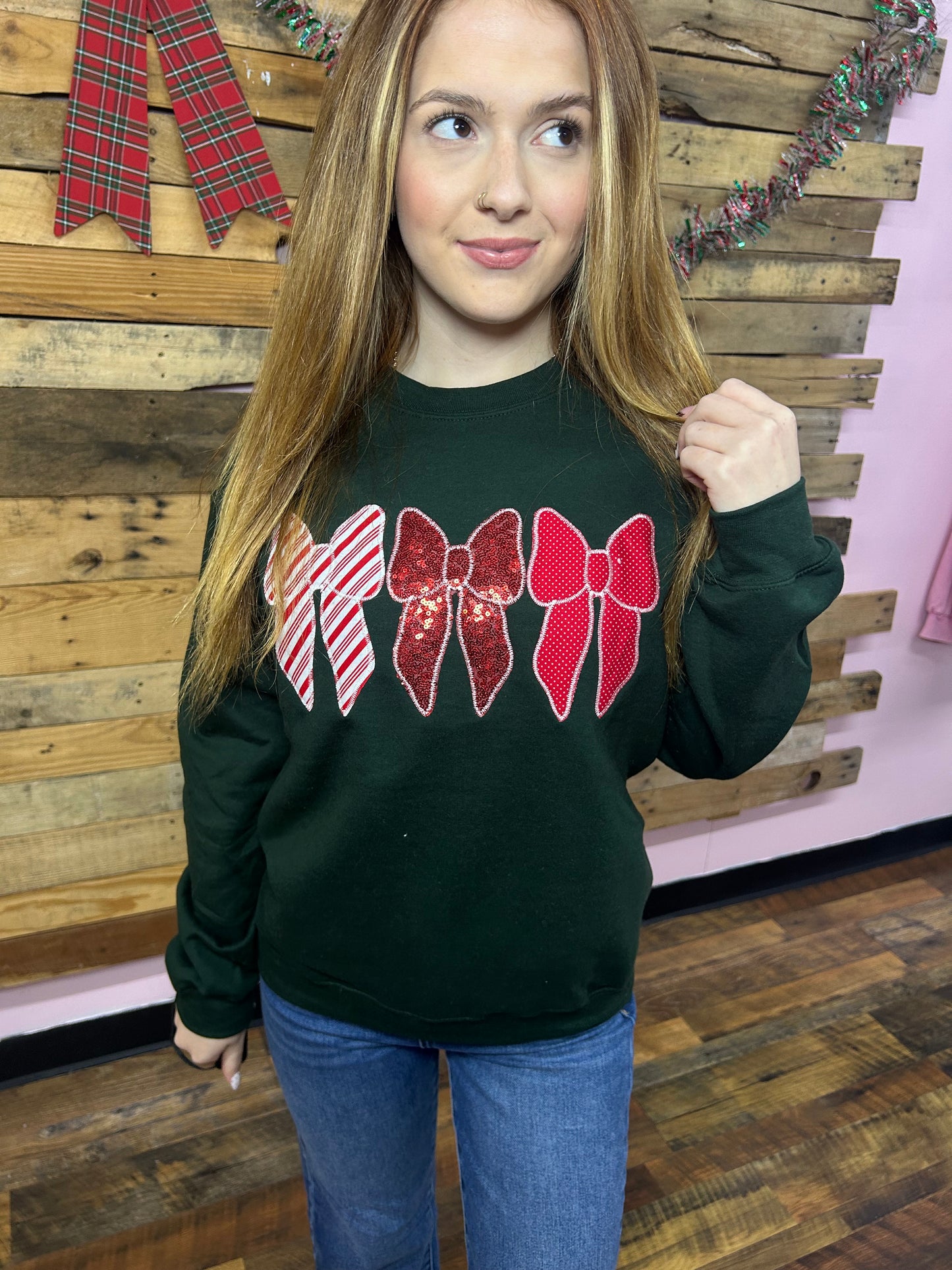 Three Wishes Appliqué Crewneck