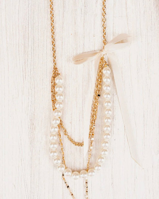 Bow trend necklace (white )