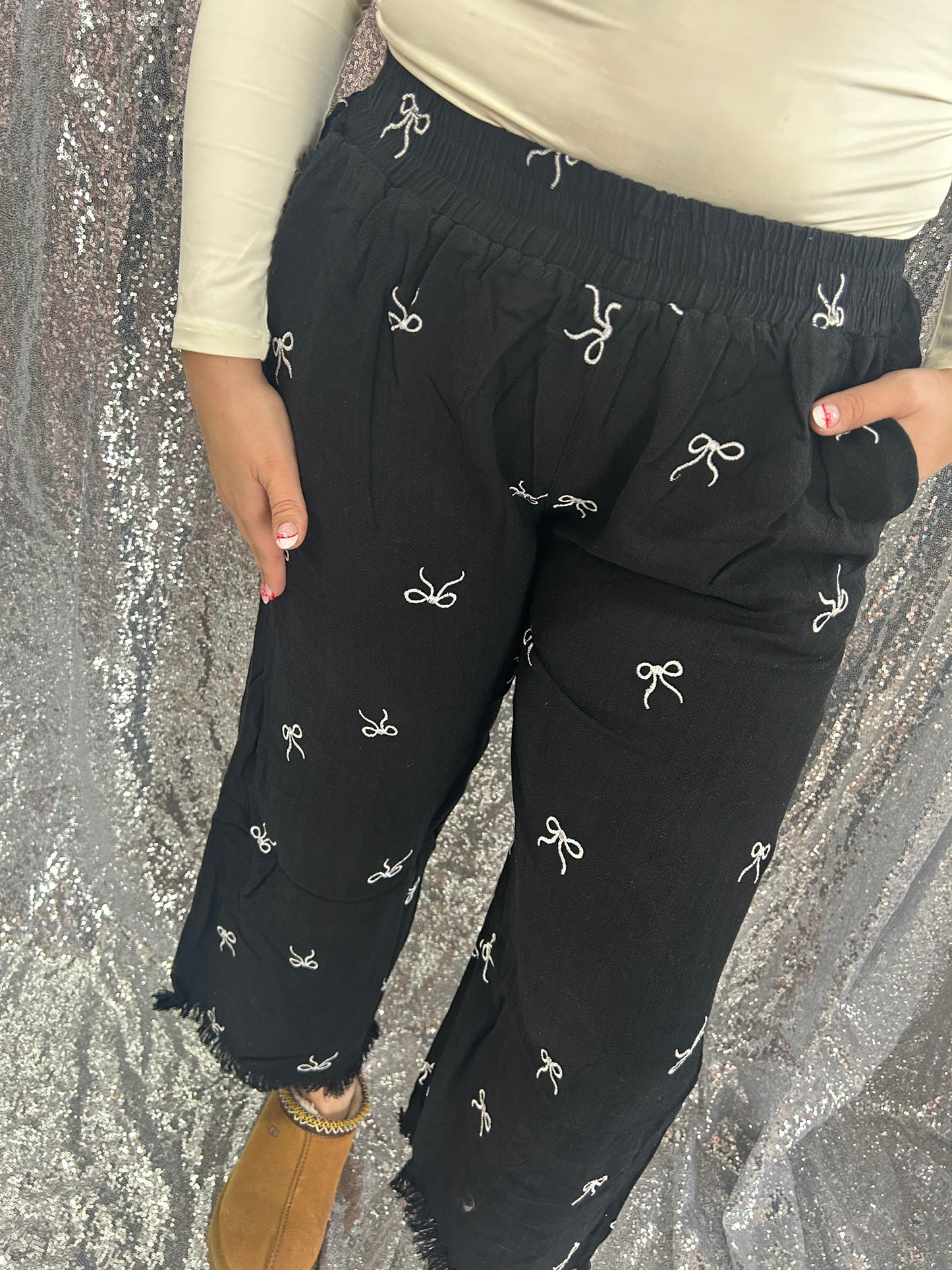 Classy Embroidered Coquette Linen Pants