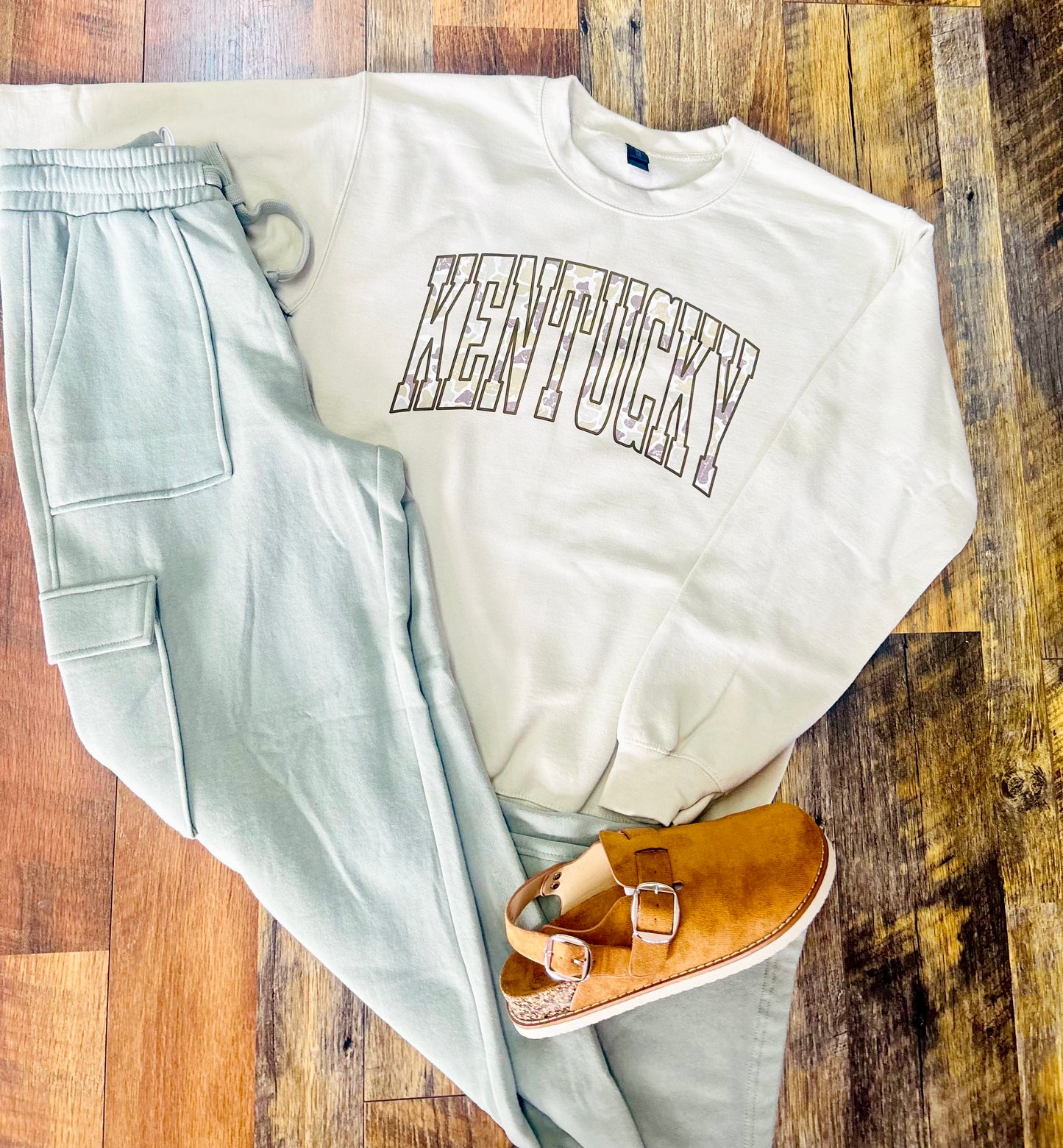 Kentucky Camo Crewneck