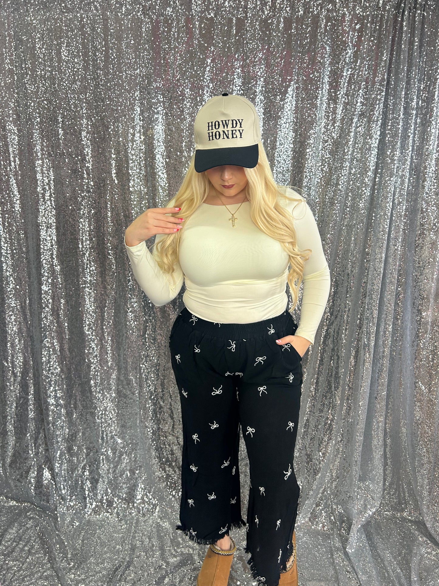 Classy Embroidered Coquette Linen Pants