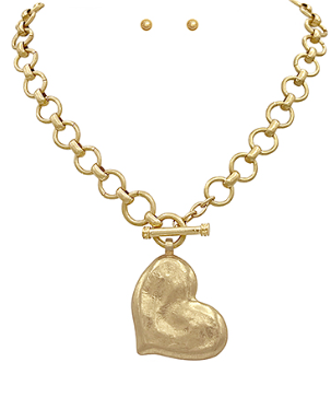 Heart Gold Tone Pendant Necklace